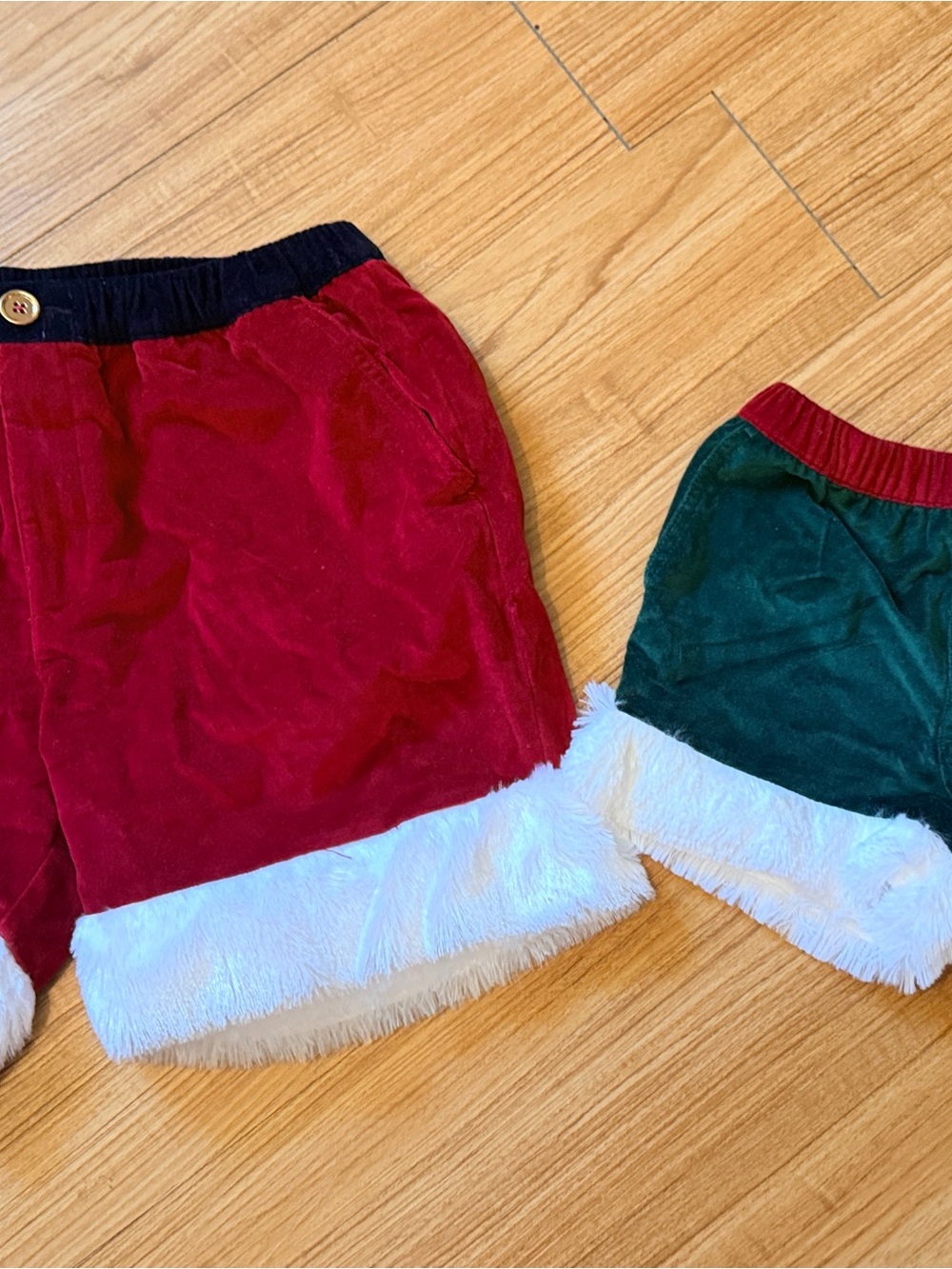 chubbies Christmas Red and Green Holiday Corduroy Athletic Shorts